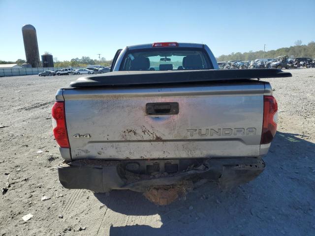 5TFUM5F12FX062132 - 2015 TOYOTA TUNDRA DOUBLE CAB SR/SR5 SILVER photo 6