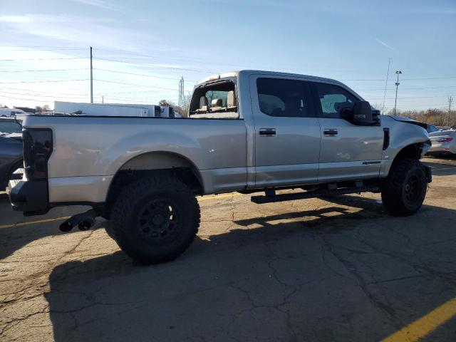 1FT7W2BT2JEB70154 - 2018 FORD F250 SUPER DUTY BEIGE photo 3