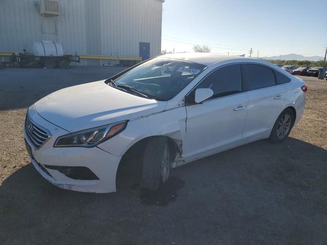 5NPE24AF8HH487053 - 2017 HYUNDAI SONATA SE WHITE photo 1