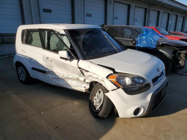 KNDJT2A59C7363796 - 2012 KIA SOUL WHITE photo 4