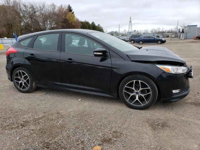 1FADP3K21HL265815 - 2017 FORD FOCUS SE BLACK photo 4