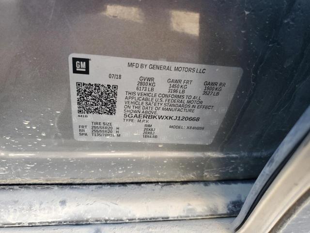 5GAERBKWXKJ120668 - 2019 BUICK ENCLAVE ESSENCE 银色 照片 13