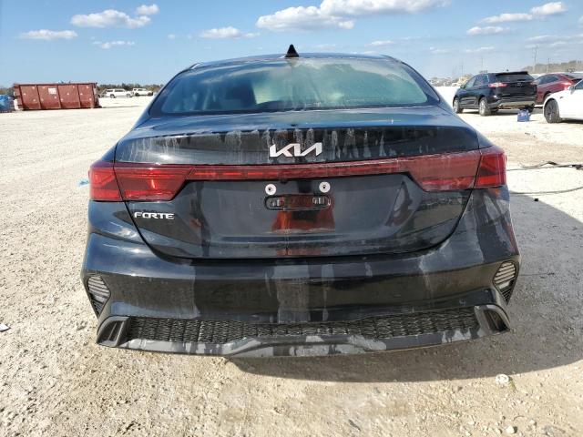 3KPF24AD1PE574069 - 2023 KIA FORTE LX BLACK photo 6