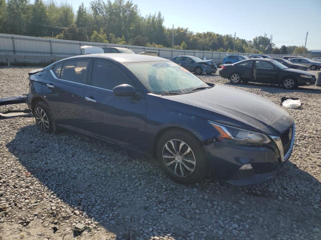 1N4BL4BV2KN323252 - 2019 NISSAN ALTIMA S BLUE photo 4