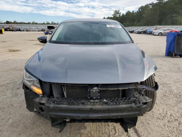 1VWDT7A37HC045504 - 2017 VOLKSWAGEN PASSAT R-LINE فضي صورة 5