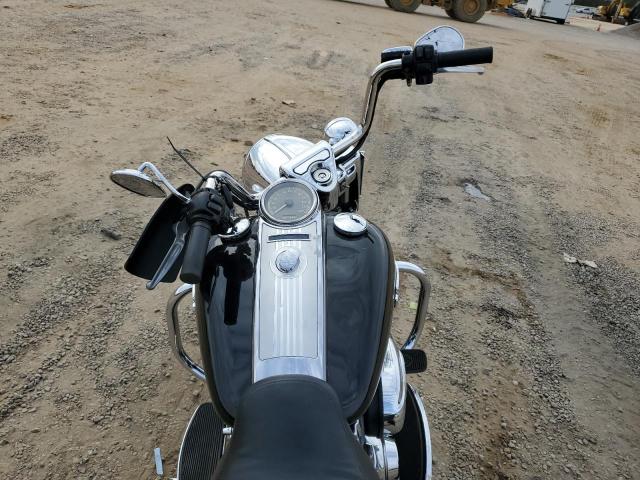 1HD1FRM10DB677052 - 2013 HARLEY-DAVIDSON FLHRC ROAD KING CLASSIC BLACK photo 5