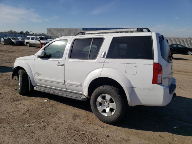 5N1AR18W65C743367 - 2005 NISSAN PATHFINDER LE WHITE photo 2