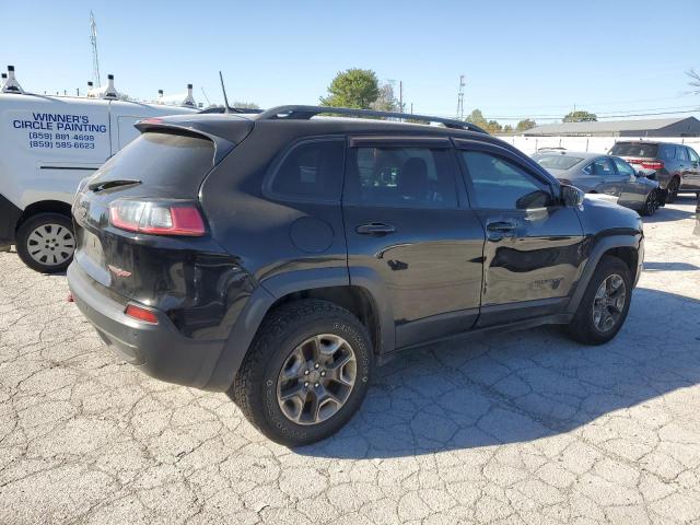 1C4PJMBX0KD284268 - 2019 JEEP CHEROKEE TRAILHAWK BLACK photo 3