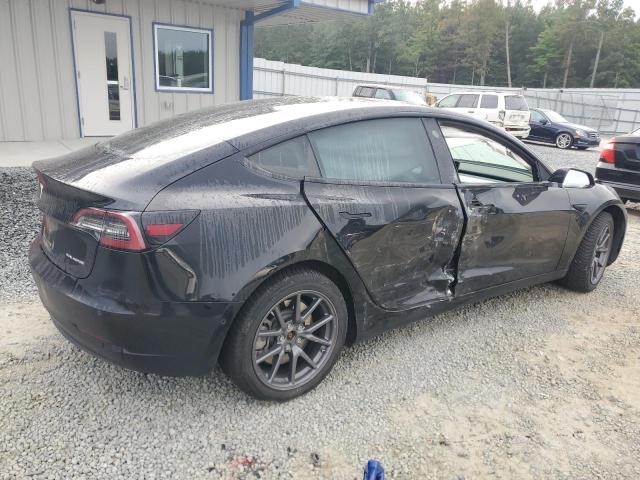 5YJ3E1EB6JF122816 - 2018 TESLA MODEL 3 BLACK photo 3