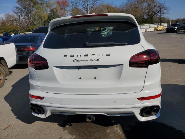 WP1AD2A26HLA80384 - 2017 PORSCHE CAYENNE GTS WHITE photo 6