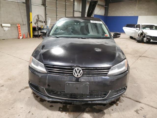 3VWDP7AJ1DM355563 - 2013 VOLKSWAGEN JETTA SE BLACK photo 5