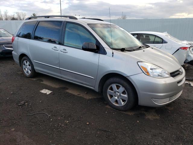 5TDZA23C94S076812 - 2004 TOYOTA SIENNA CE SILVER photo 4