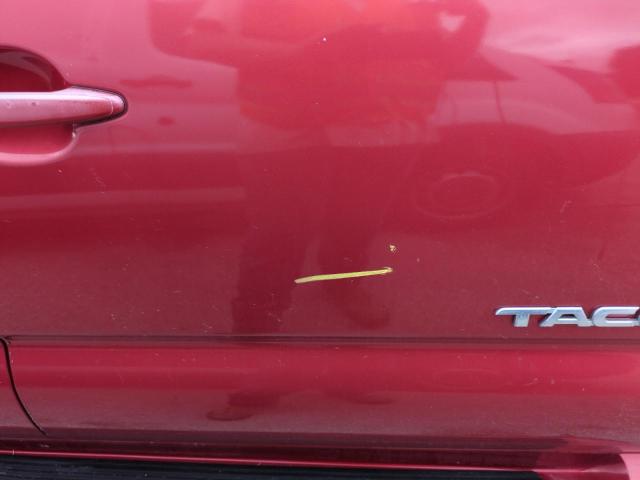 3TMJU4GN2BM112123 - 2011 TOYOTA TACOMA DOUBLE CAB PRERUNNER RED photo 12