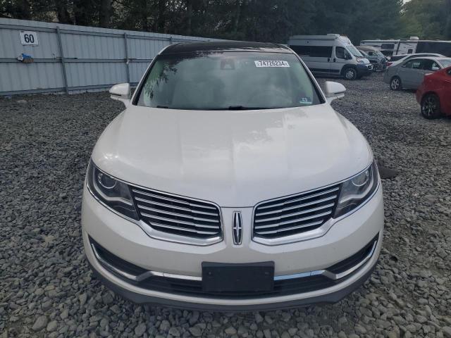 2LMPJ8LR3JBL42305 - 2018 LINCOLN MKX RESERVE Սպիտակ լուսանկար 5