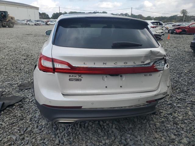 2LMPJ8LR3JBL42305 - 2018 LINCOLN MKX RESERVE Սպիտակ լուսանկար 6