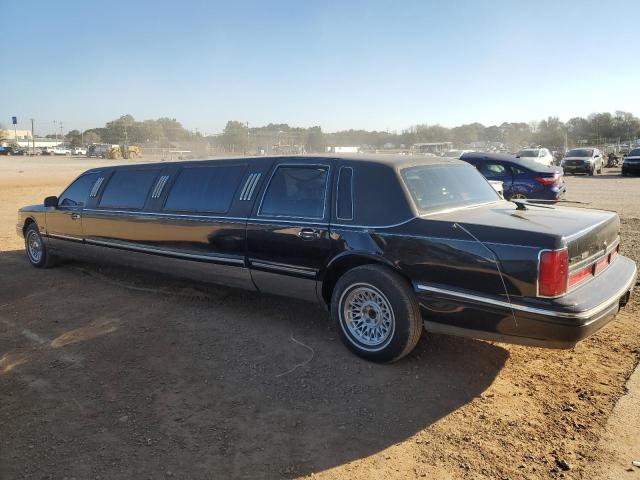 1LNLM81W4VY746622 - 1997 LINCOLN TOWN CAR EXECUTIVE BLACK photo 2