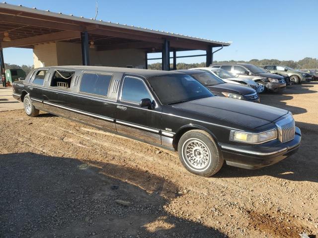 1LNLM81W4VY746622 - 1997 LINCOLN TOWN CAR EXECUTIVE BLACK photo 4