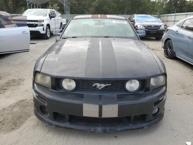 1ZVFT82H055254687 - 2005 FORD MUSTANG GT BLACK photo 5