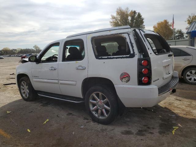 1GKFK63878J249950 - 2008 GMC YUKON DENALI WHITE photo 2