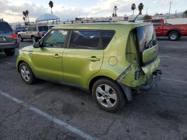 KNDJN2A27J7892323 - 2018 KIA SOUL GREEN photo 2