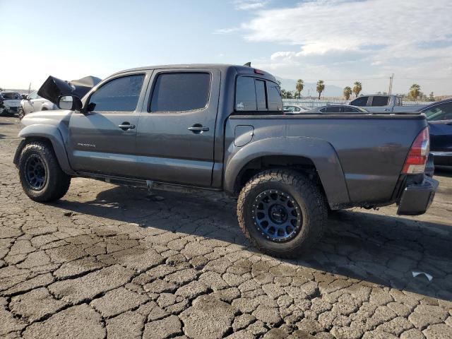 3TMJU4GN3FM192912 - 2015 TOYOTA TACOMA DOUBLE CAB PRERUNNER GRAY photo 2