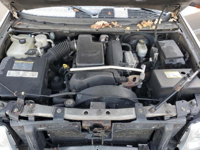 1GKET16S456181981 - 2005 GMC ENVOY XL TAN photo 12