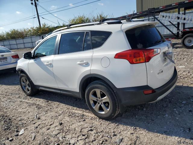 JTMRFREV8FD136439 - 2015 TOYOTA RAV4 XLE WHITE photo 2