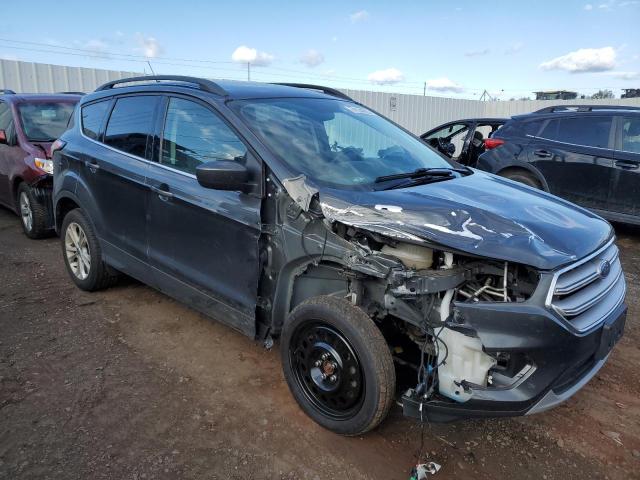 1FMCU9GD2JUD25043 - 2018 FORD ESCAPE SE GRAY photo 4