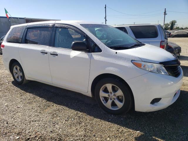 5TDZK3DC7BS087824 - 2011 TOYOTA SIENNA WHITE photo 4