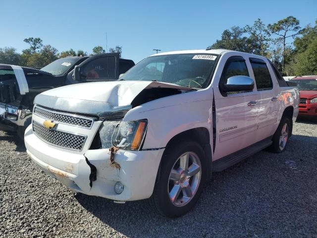 3GNVKFE06AG236569 - 2010 CHEVROLET AVALANCHE LT WHITE photo 1