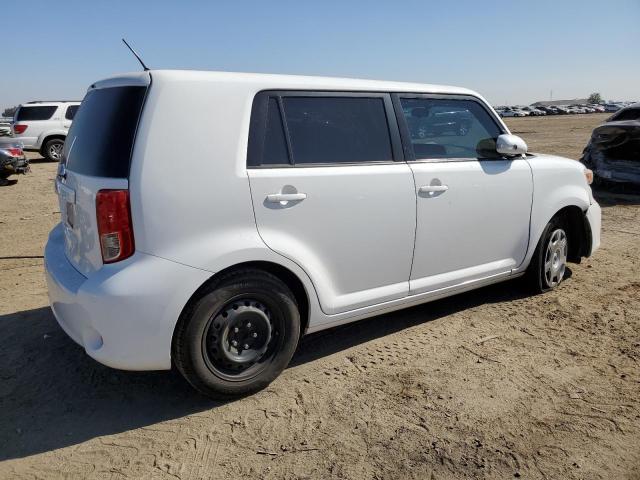 JTLZE4FE4CJ021164 - 2012 TOYOTA SCION XB WHITE photo 3