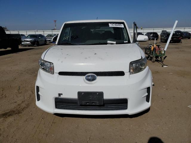 JTLZE4FE4CJ021164 - 2012 TOYOTA SCION XB WHITE photo 5