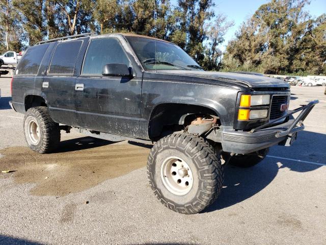 1GKEC13R9XJ766654 - 1999 GMC YUKON BLACK photo 4