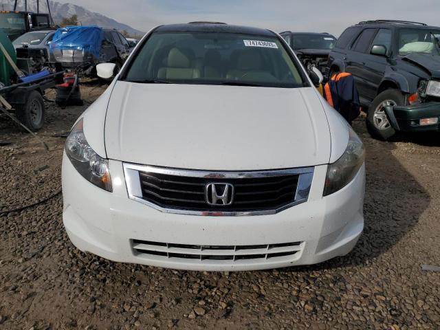 1HGCP2F44AA097571 - 2010 HONDA ACCORD LXP WHITE photo 5