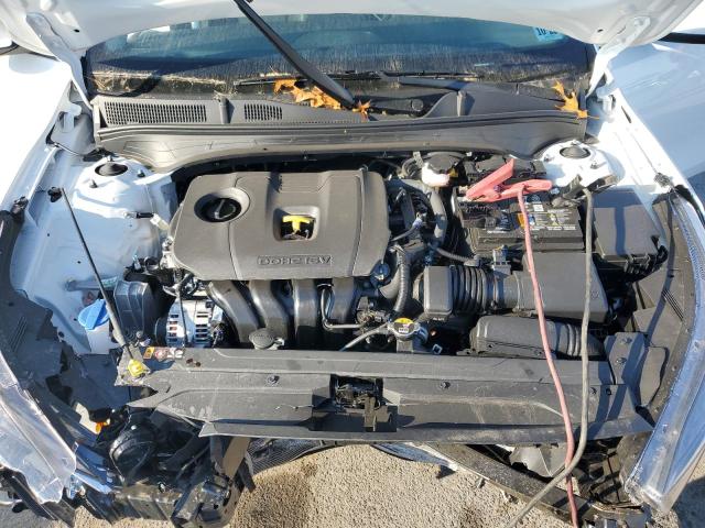 3KPF24AD3PE682760 - 2023 KIA FORTE LX WHITE photo 11