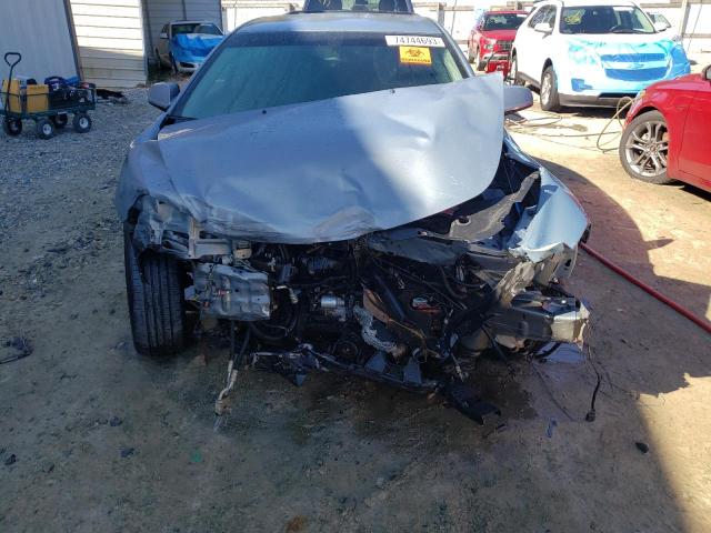 1G1ZH57B89F133645 - 2009 CHEVROLET MALIBU 1LT GRAY photo 5