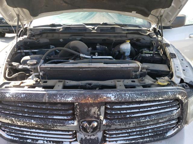 1C6RR7GT8FS640774 - 2015 RAM 1500 SLT SILVER photo 11