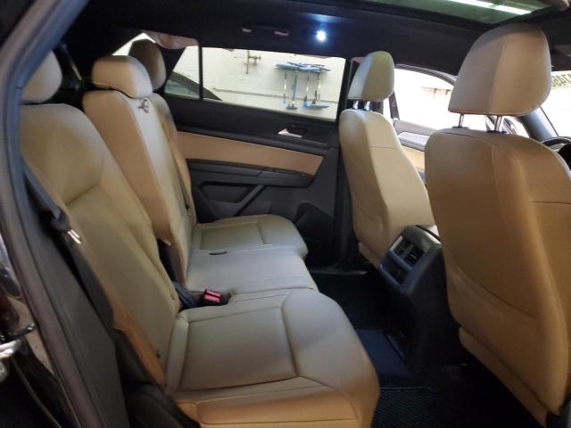 1V26E2CA0LC209266 - 2020 VOLKSWAGEN ATLAS CROS SE Черный фото 10