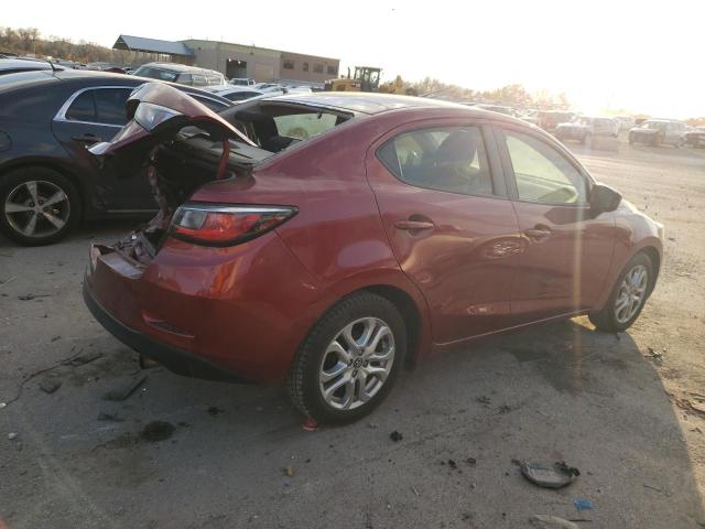 3MYDLBYV5JY318578 - 2018 TOYOTA YARIS IA RED photo 3