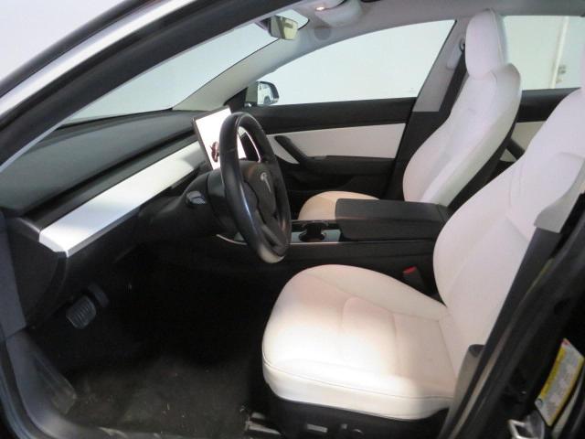 5YJ3E1EA6KF301575 - 2019 TESLA MODEL 3 Siyah fotoğraf 9