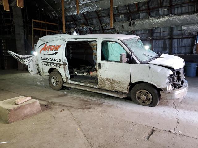 1GCWGAF77M1267538 - 2021 CHEVROLET EXPRESS G2 WHITE photo 4