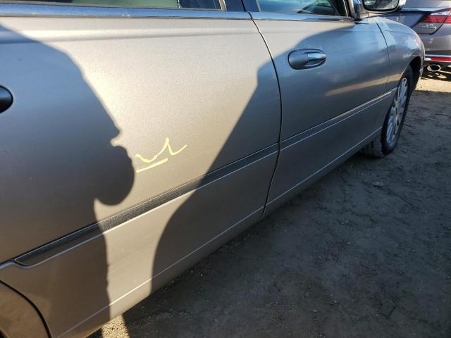 1LNHM81W93Y645501 - 2003 LINCOLN TOWN CAR EXECUTIVE BEIGE photo 12