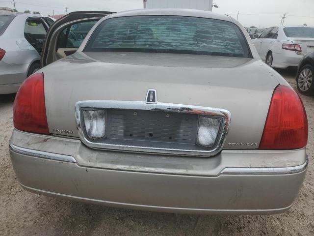 1LNHM81W93Y645501 - 2003 LINCOLN TOWN CAR EXECUTIVE BEIGE photo 6