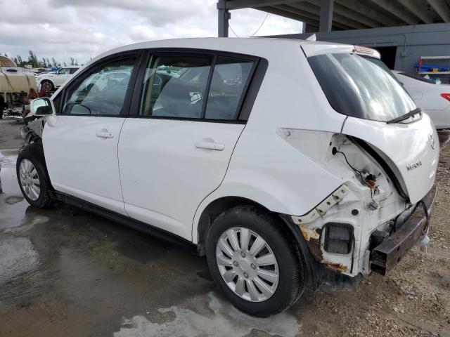 3N1BC1CP7BL442409 - 2011 NISSAN VERSA S WHITE photo 2