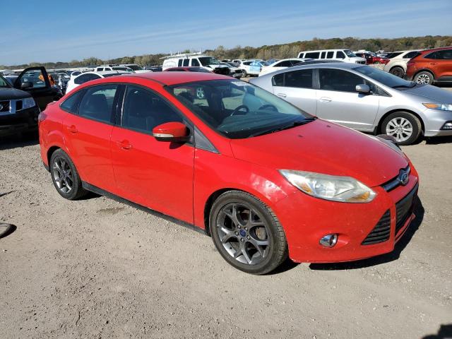 1FADP3F24EL433680 - 2014 FORD FOCUS SE RED photo 4