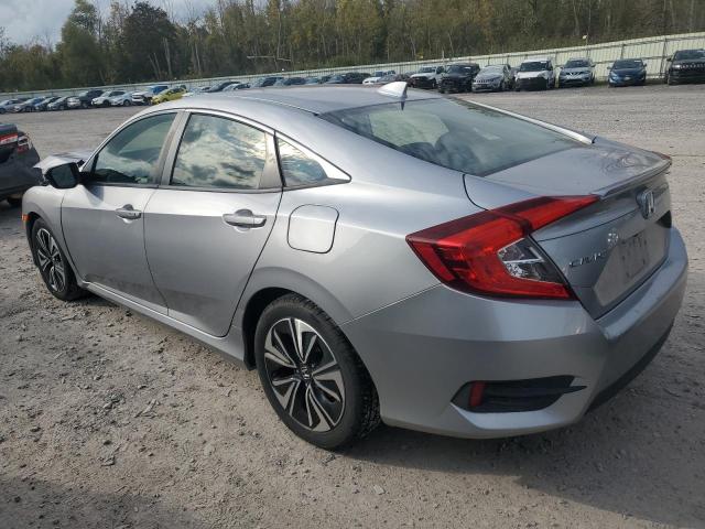 JHMFC1F75JX014964 - 2018 HONDA CIVIC EXL ვერცხლისფერი ფოტო 2