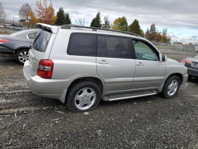 JTEEP21A540013705 - 2004 TOYOTA HIGHLANDER SILVER photo 3