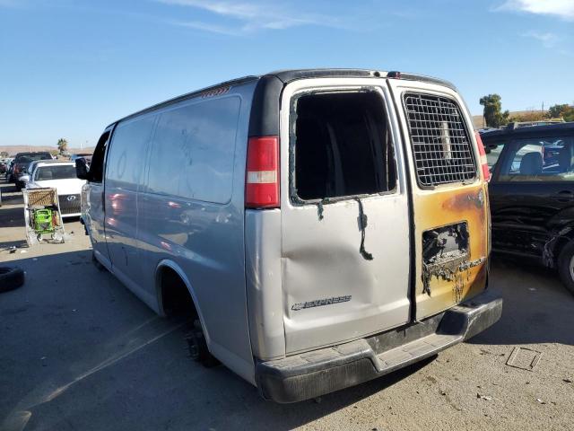 1GCGG25V561250346 - 2006 CHEVROLET EXPRESS G2 SILVER photo 2