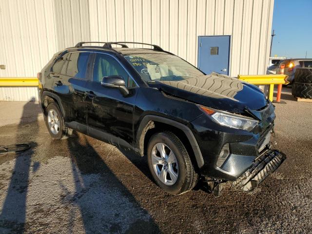 JTMW1RFV3KD010094 - 2019 TOYOTA RAV4 XLE BLACK photo 4