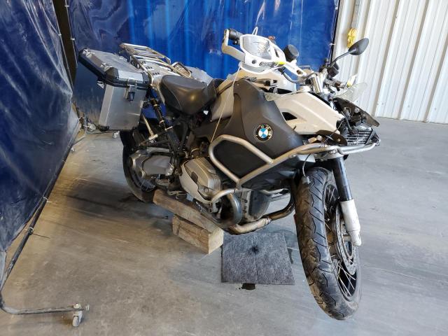 WB1048003DZX68671 - 2013 BMW R1200 GS ADVENTURE WHITE photo 1